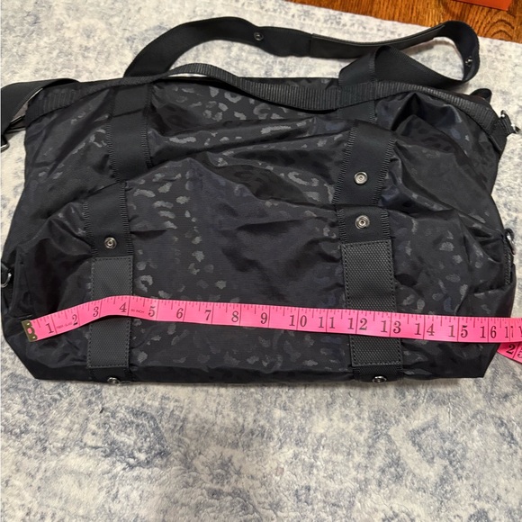 Andi Black Leopard Woman’s Tote Bag - Picture 8 of 10